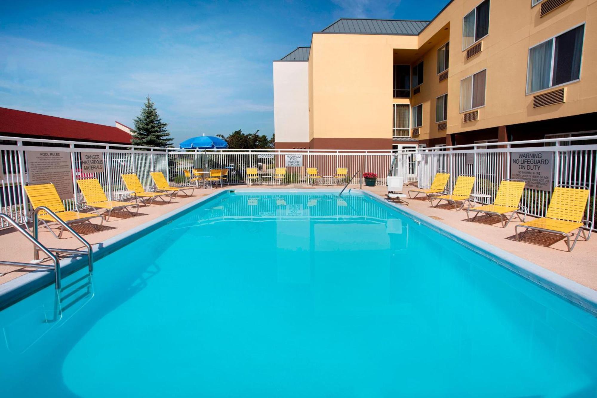 Fairfield Inn & Suites Merrillville Exterior photo