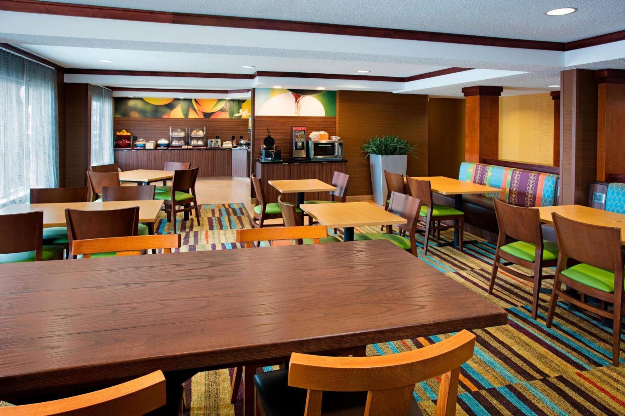 Fairfield Inn & Suites Merrillville Exterior photo
